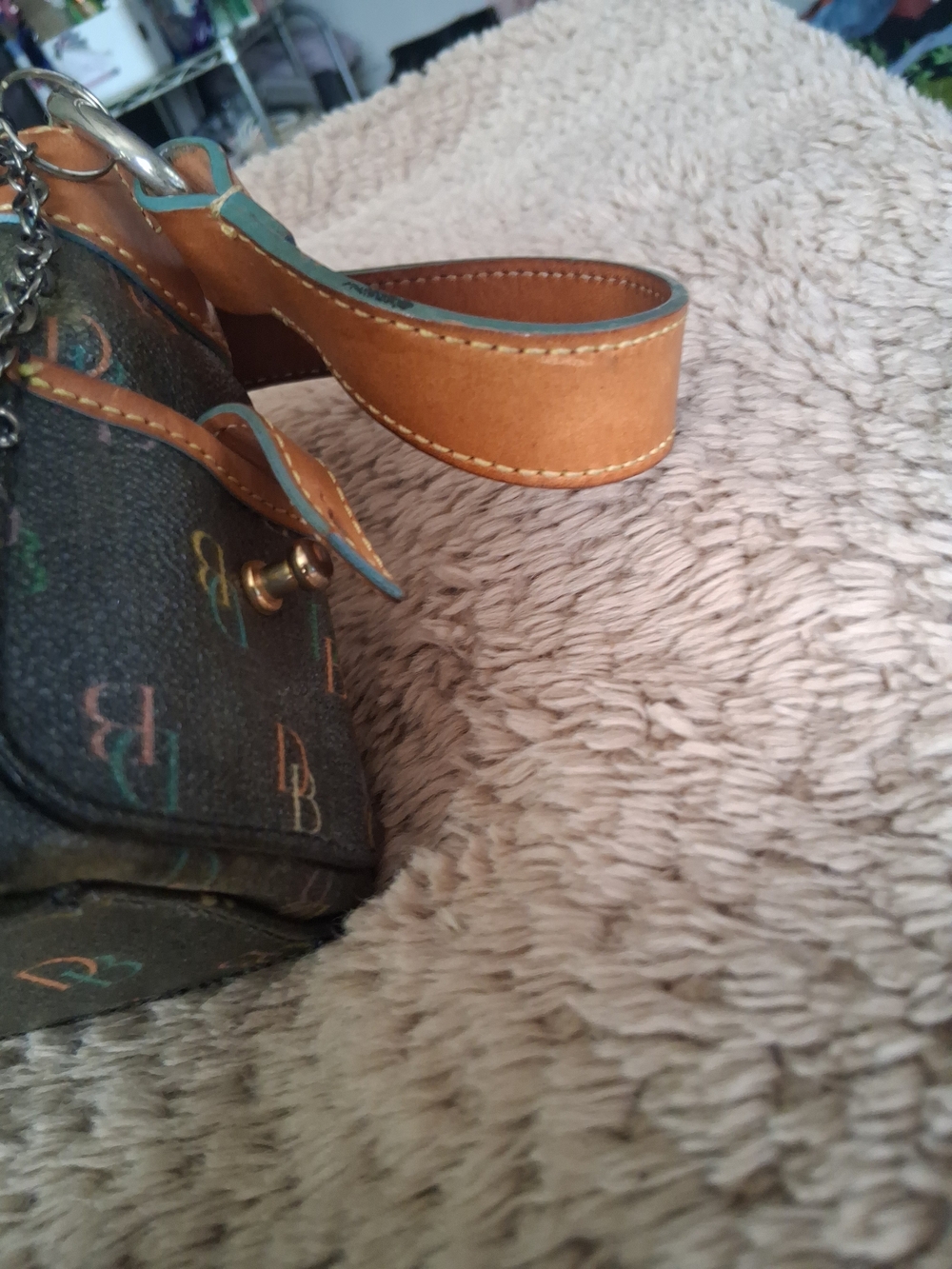 Dooney & Bourke Brown Logo Shoulder Bag with Tan Trim and Chain Detail - Picture 5 of 16